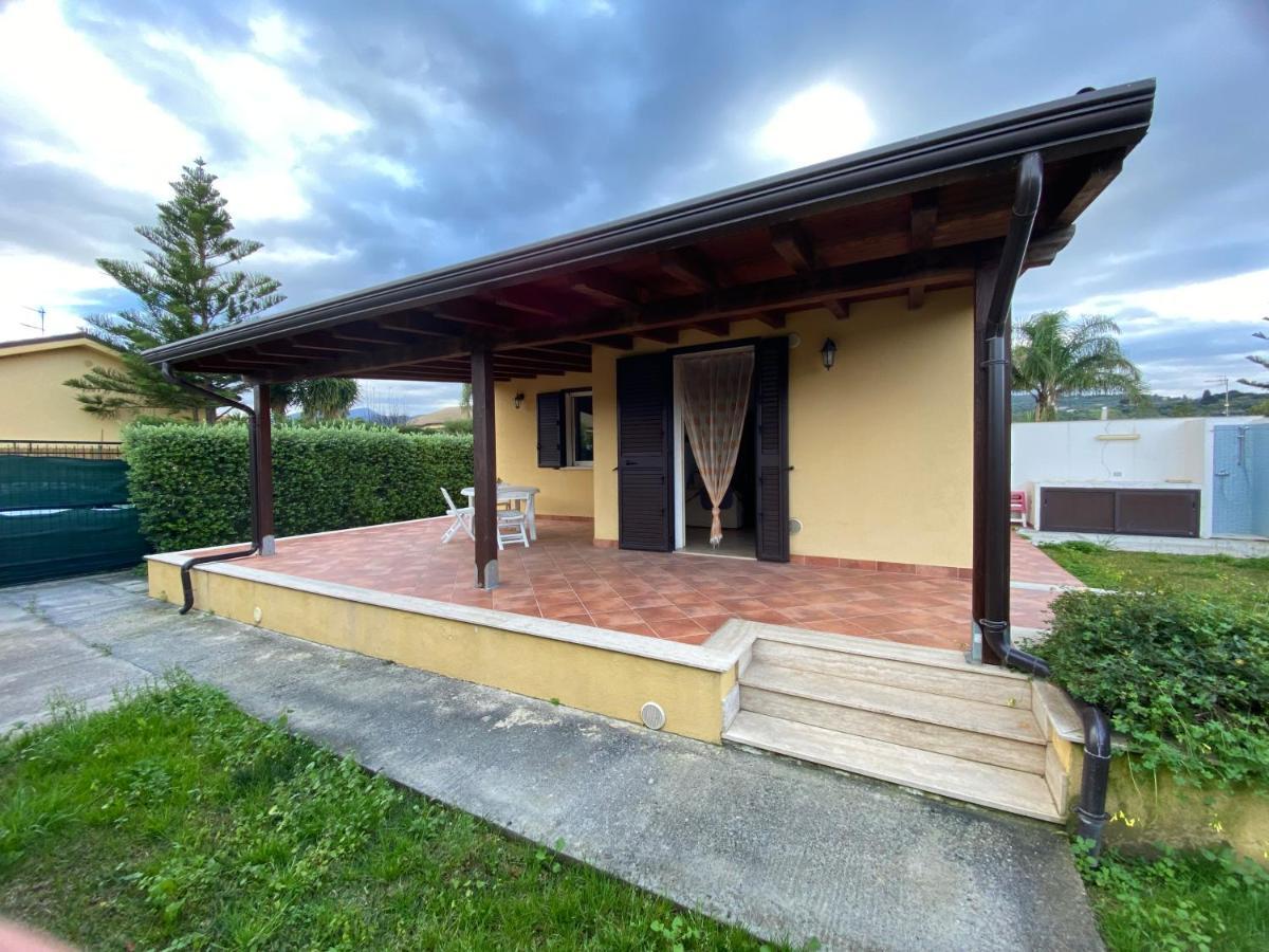 Villa Indipendente Le Coccinelle Beach Mare Piscina A 250 Mt Dal Mare Con Servizio Di Piscina A 400 Mt 12 K Da Cefalu Campofelice Di Roccella Exterior foto